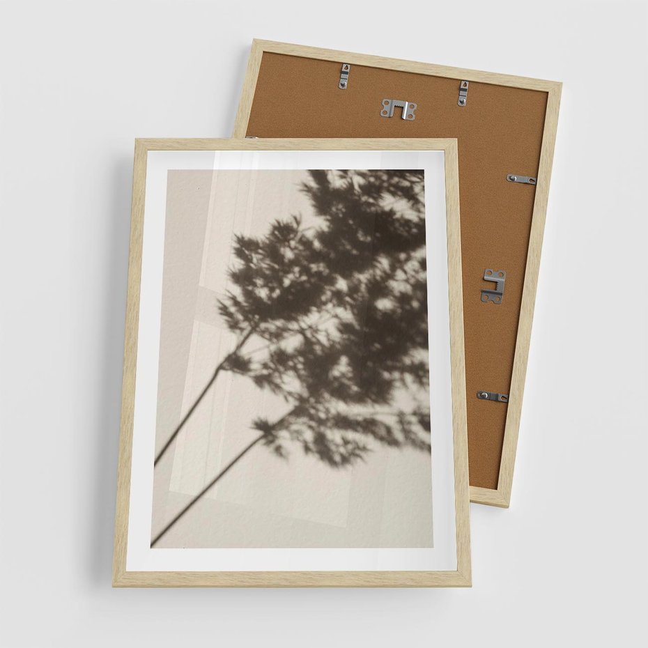 Plakat w ramie 50x70 - Tajemniczy Cień Traw - cień traw, na ścianie - rama drewno