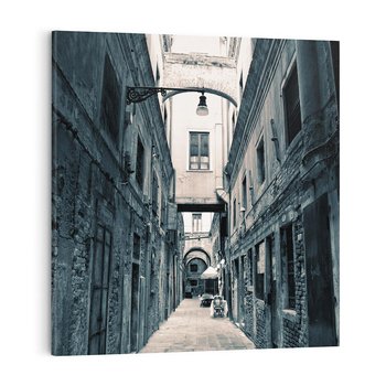 Obraz na płótnie 30x30 - Odkryj tajemnice miasta - uliczka, perspektywa