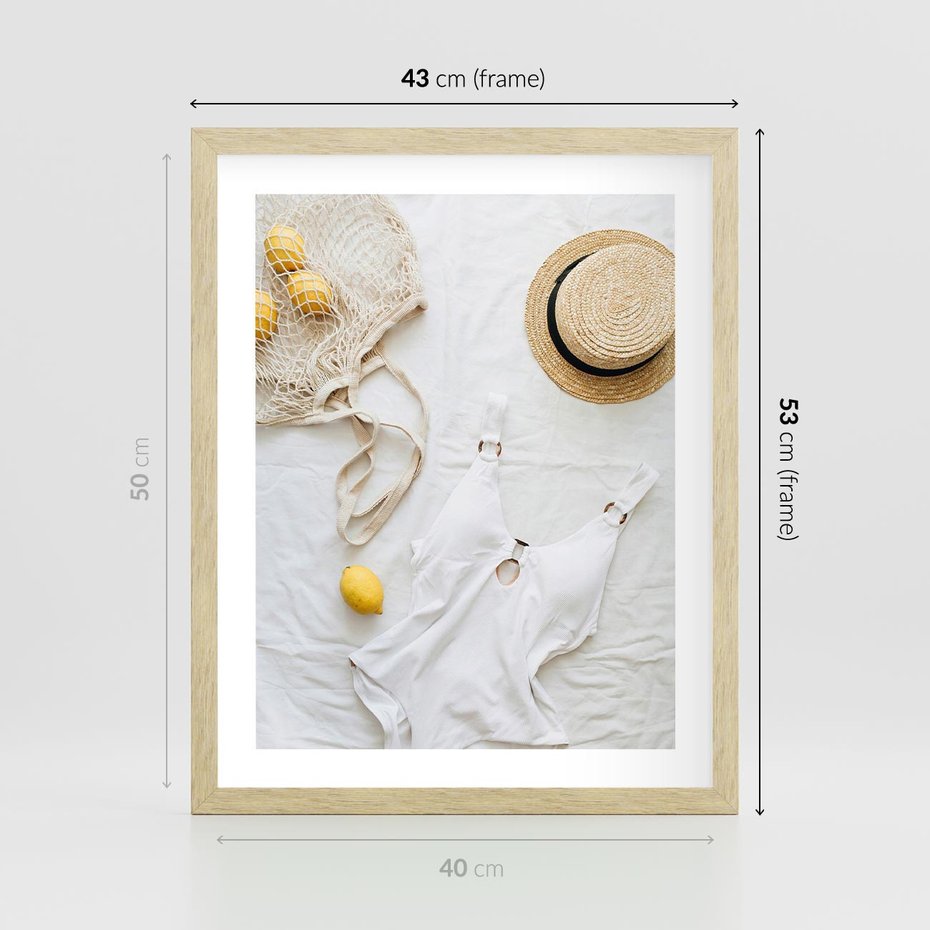Plakat w ramie 40x50 - Moda na Wakacje: Cytrynowy Urok - kompozycja letnia, fashion - rama drewno
