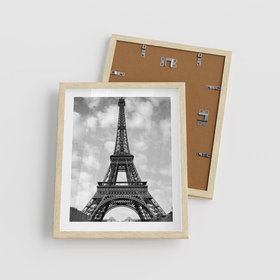 Plakat w ramie 40x50 - Nocna panorama Paryża z wieżą Eiffla - Eiffla, Paryż - rama drewno