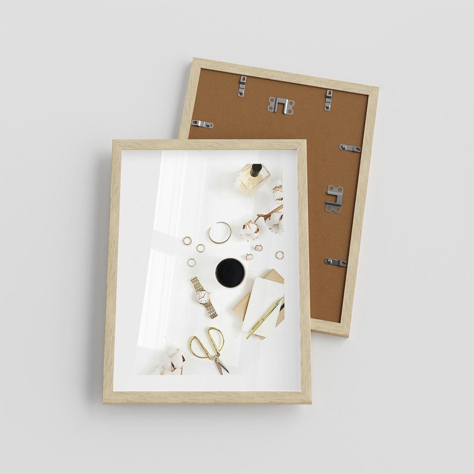 Plakat w ramie 30x40 - Luksusowy Lifestyle - kompozycja lifestyle, fotografia - rama drewno