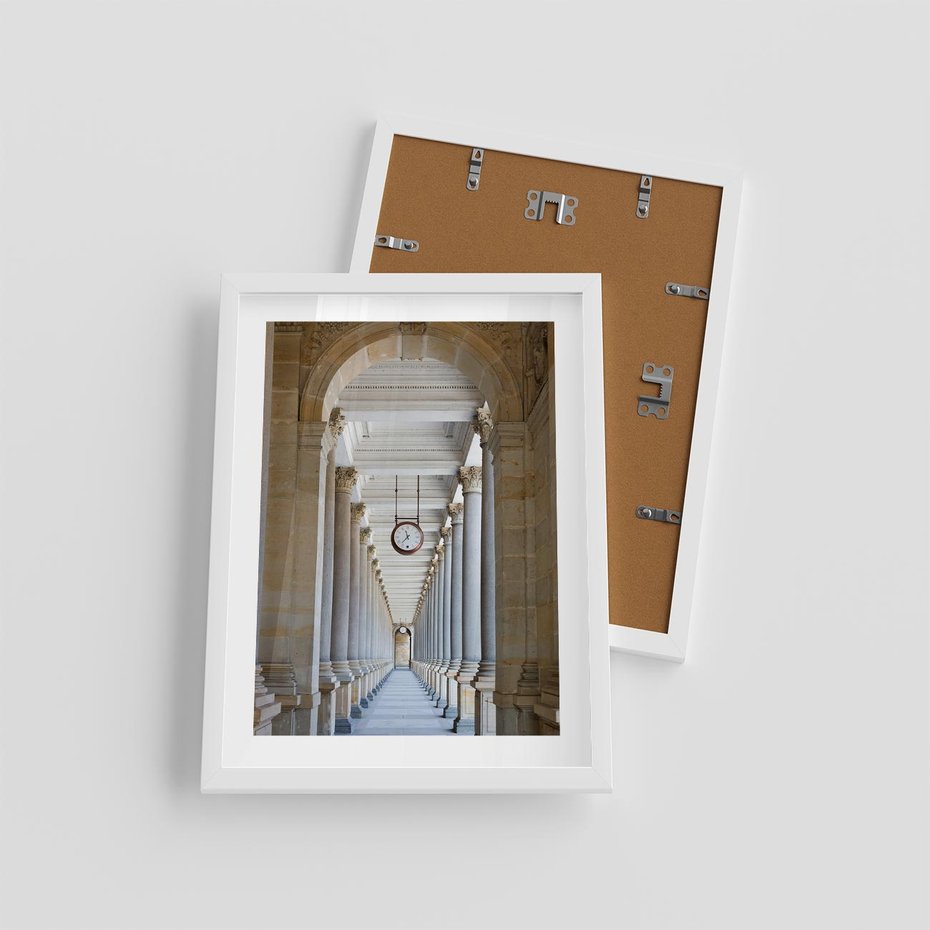 Plakat w ramie 30x40 - Kolumny Czasu - architektura, kolumny - rama biała