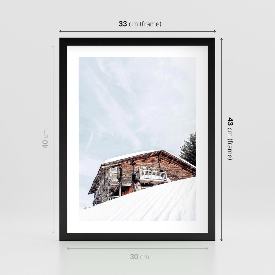 Plakat w ramie 30x40 - Spokój Górskiej Zimy - chatka w górach, domek górski - rama czarna