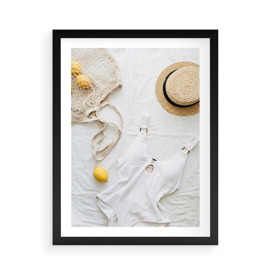Plakat w ramie 50x70 - Moda na Wakacje: Cytrynowy Urok - kompozycja letnia, fashion - rama czarna