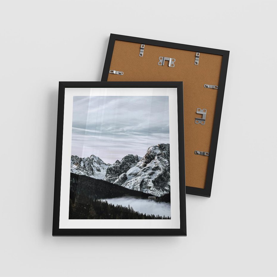 Plakat w ramie 40x50 - Malowniczy Krajobraz ze Śniegiem - góry, śnieg - rama czarna