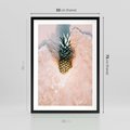 Plakat w ramie 50x70 - Egzotyczna Plaża - ananas, na plaży - rama czarna