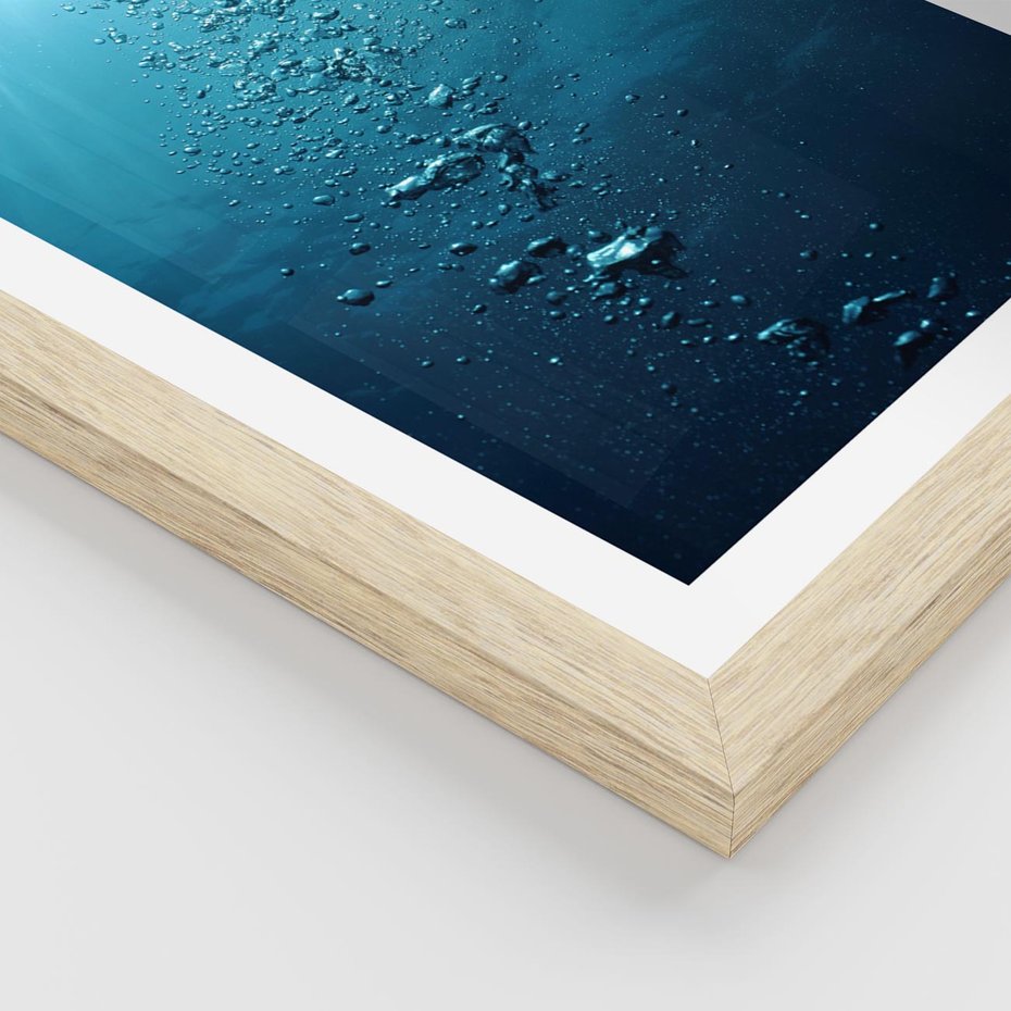 Plakat w ramie 30x40 - Gra Bąbelków - woda, bąbelki - rama drewno