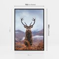 Obraz w ramie 70x100 - Jeleń w Uśpionym Krajobrazie - jeleń na tle gór, ośnieżone góry - rama czarna