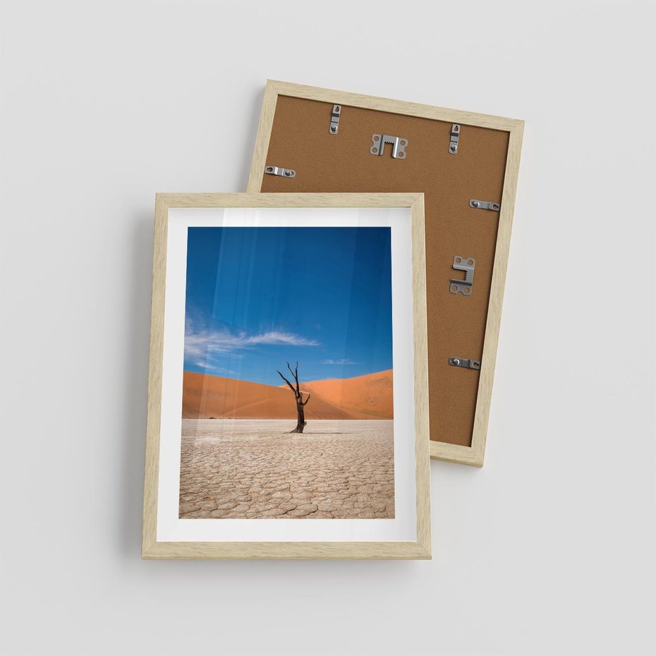 Plakat w ramie 30x40 - Słońce i Suche Drzewo - pustynia, suche - rama drewno