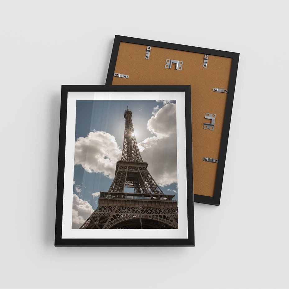 Plakat w ramie 40x50 - Magia Wieży Eiffla - wieża, Eiffla - rama czarna