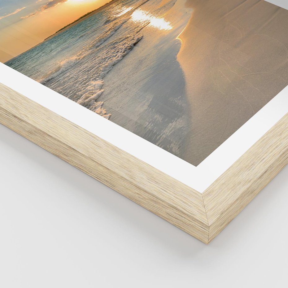 Plakat w ramie 50x70 - Zachód słońca na plaży - plaża, zachód - rama drewno
