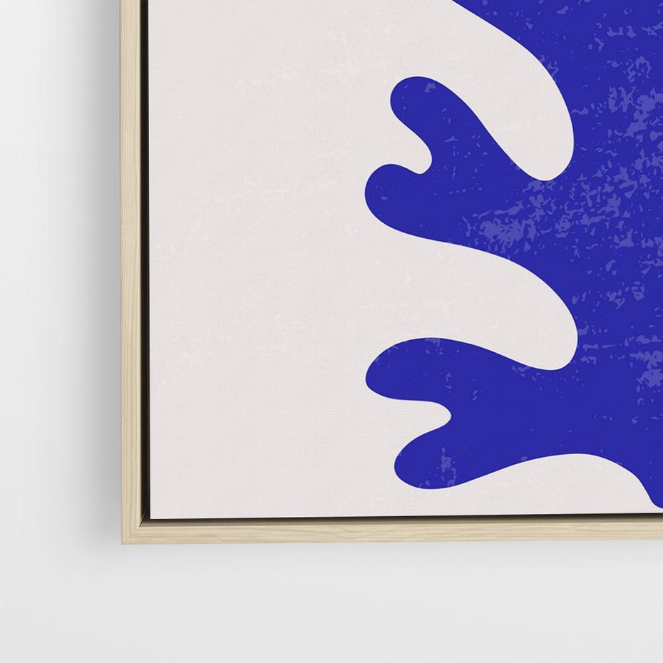 Obraz w ramie 50x50 - Przenikająca Struktura - boho plakat, niebieski liść w intensywnym kolorze - rama drewno