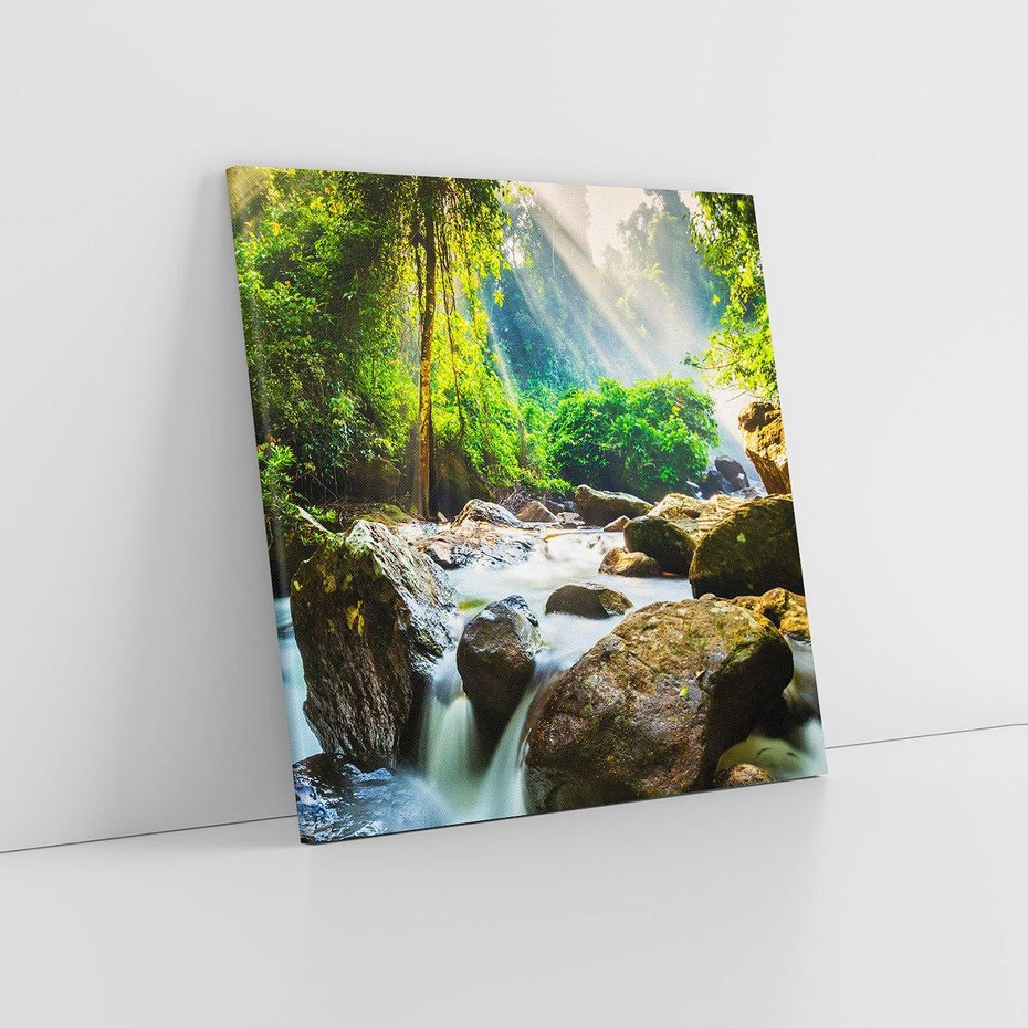 Obraz na płótnie 80x80 - Idylliczny strumyk w urokliwym lesie - strumyk, las