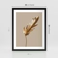 Plakat w ramie 40x50 - Piękno w Detalu - złoty, liść - rama czarna
