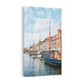 Obraz na płótnie 80x120 - Wibracje Miejskiego Klimatu - Dania, Kopehaga