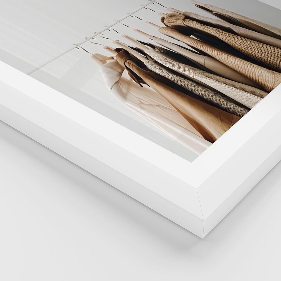 Plakat w ramie 50x70 - Boho Elegancja - boho kobiece zdjęcie, wieszak - rama biała