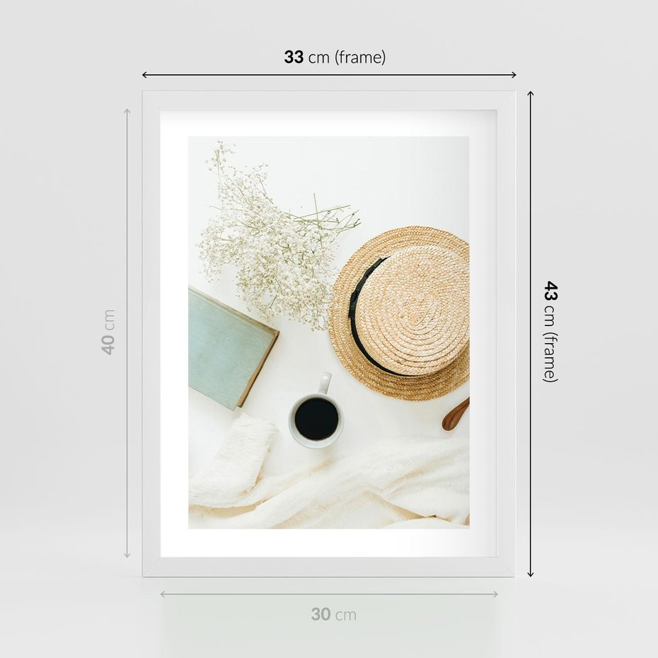 Plakat w ramie 30x40 - Boho Urok - kompozycja boho, slomkowy kapelusz - rama biała