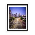 Plakat w ramie 40x50 - Światło nocnej ulicy - miasto, nocą - rama czarna