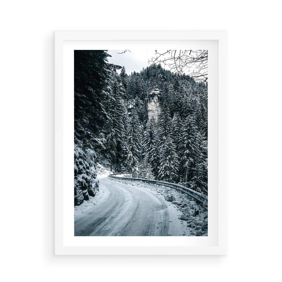 Plakat w ramie 50x70 - Zimowa Przygoda - zima w górach, droga - rama biała