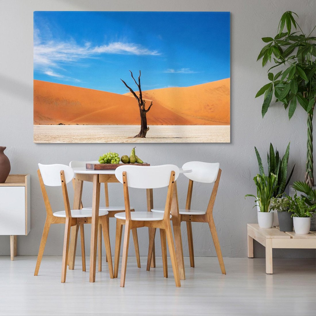 Obraz na płótnie 70x50 - Słońce i Suche Drzewo - pustynia, suche