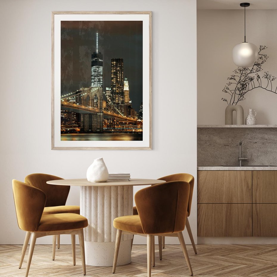 Plakat w ramie 50x70 - Miasto rozświetlone nocnym blaskiem - miasto, nocą - rama drewno