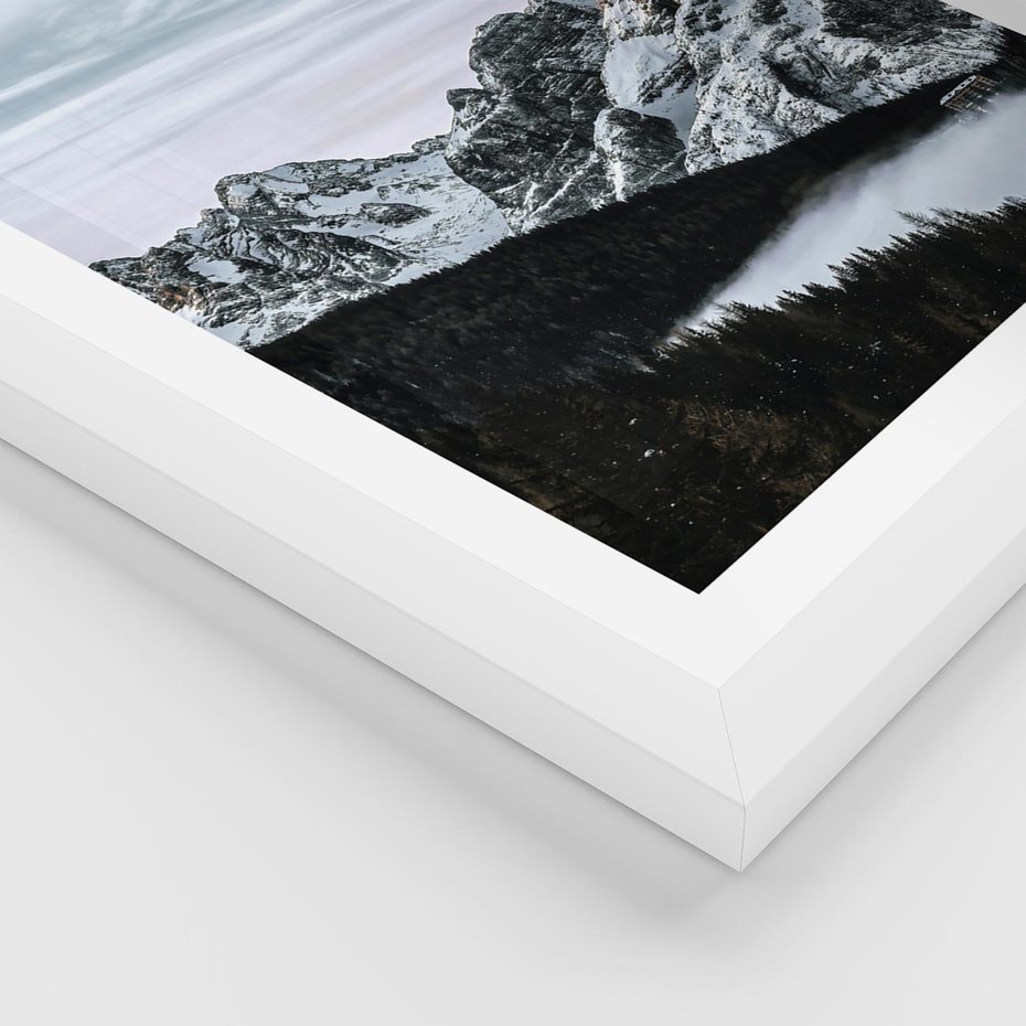 Plakat w ramie 30x40 - Malowniczy Krajobraz ze Śniegiem - góry, śnieg - rama biała