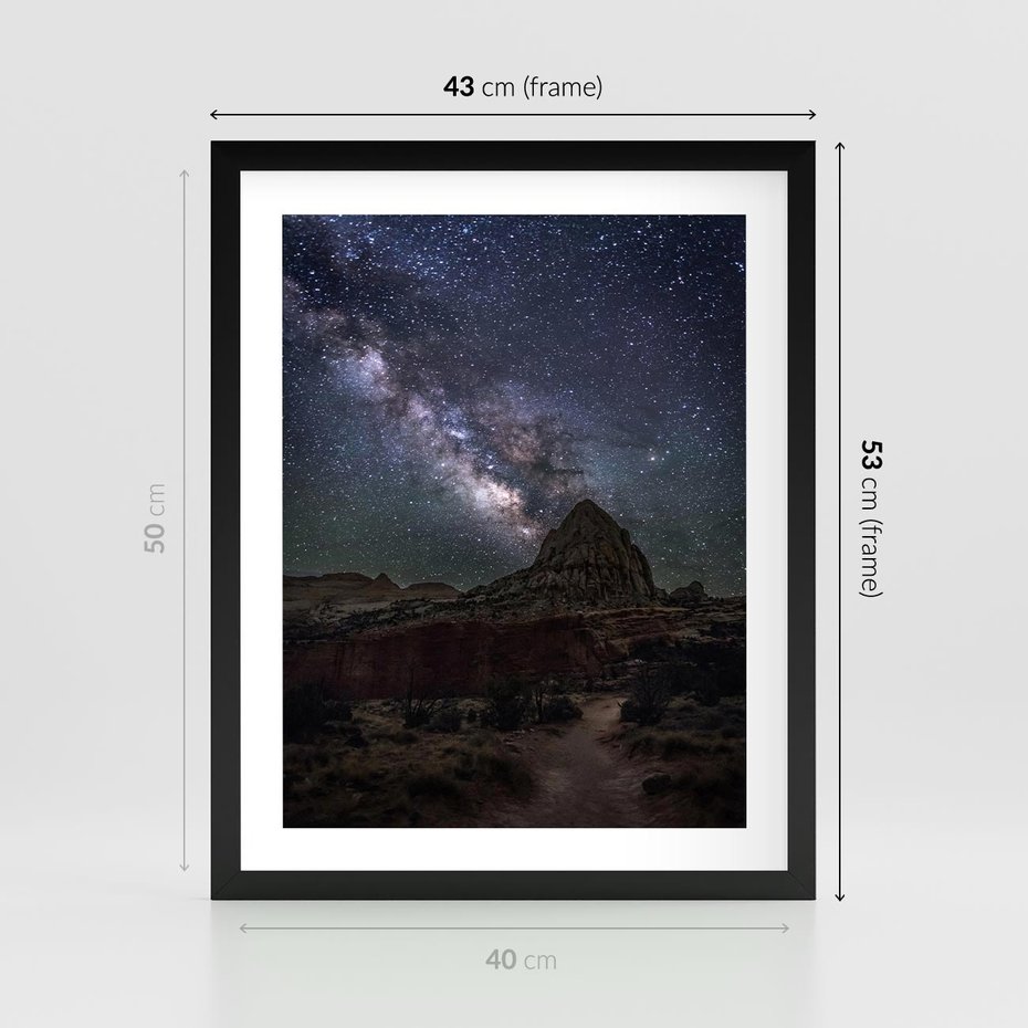 Plakat w ramie 40x50 - Gwiaździsta Noc na Pustyni - noc na pustyni, gwiździste niebo - rama czarna