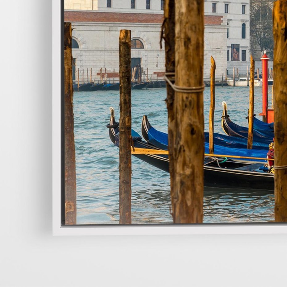 Obraz w ramie 120x80 - Urok Wenecji - fotografia, przystań w Wenecji - rama biała