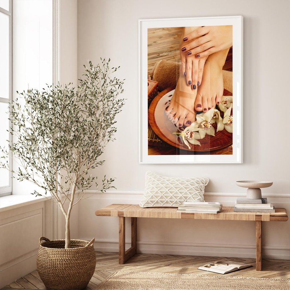 Plakat w ramie 50x70 - Relaksujące Spa i Perfekcyjny Manicure - spa, paznokcie - rama biała