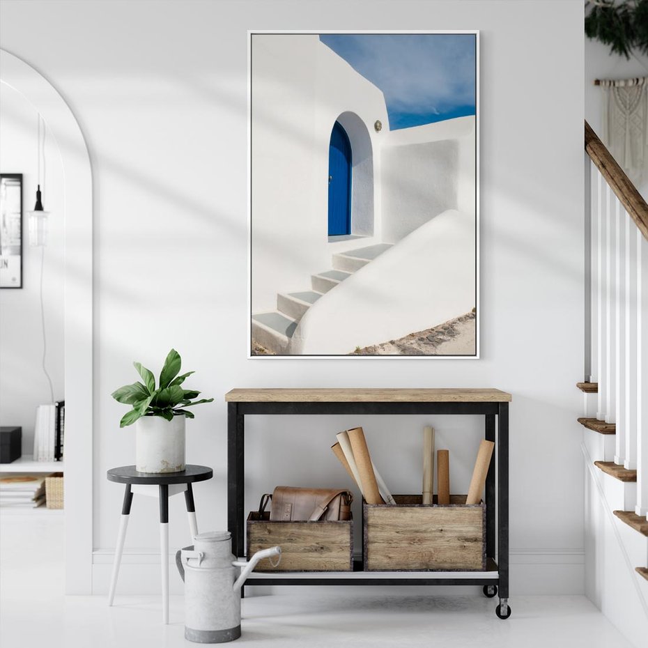 Obraz w ramie 50x70 - Powitanie Wyspy - Santorini, drzwi - rama biała