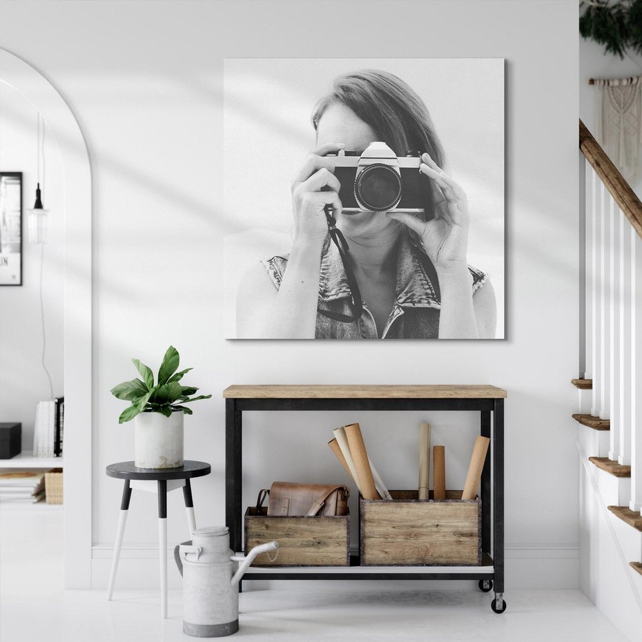 Obraz na płótnie 40x40 - Zrób mi Zdjęcie - fotografia, kobieta z aparatem