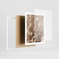 Plakat w ramie 40x50 - Abstrakcyjna Kompozycja: Cień na Ścianie - cień na ścianie, beżowe kolory - rama biała