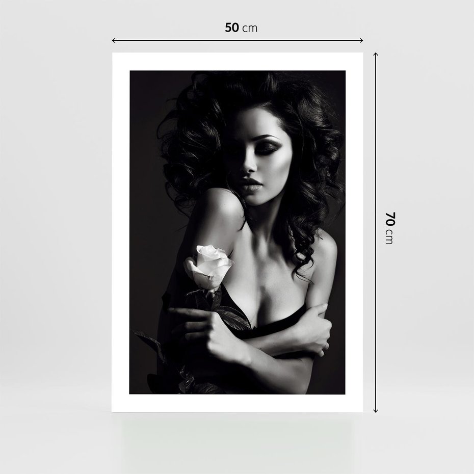 Plakat bez ramy 50x70 - Piękno kobiecego aktu uchwycone - kobieta, akt