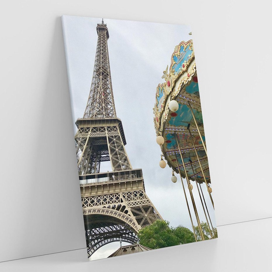 Obraz na płótnie 50x70 - Delikatność kolorów - wieża, Eiffla