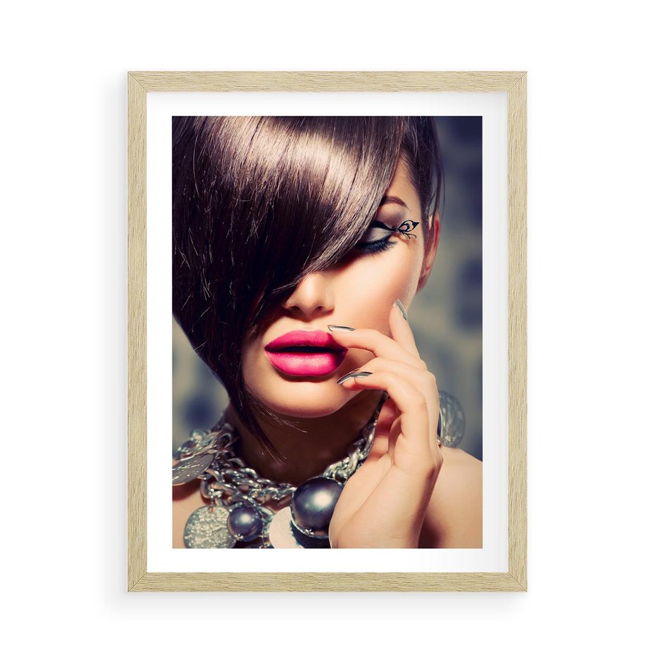 Plakat w ramie 50x70 - Kobiecy urok w makijażu i fryzurze - makijaż, fryzura - rama drewno