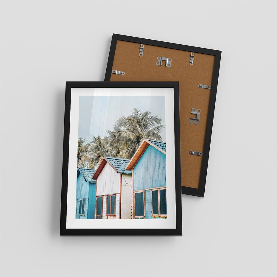 Plakat w ramie 30x40 - Rajskie Wakacje - domki na plaży, błękitne domki - rama czarna