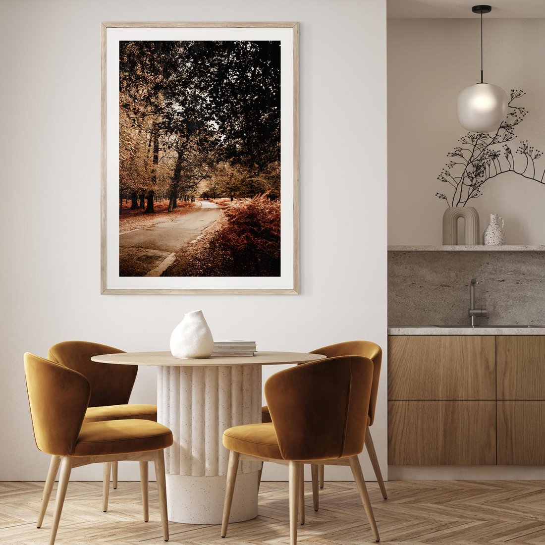 Plakat w ramie 30x40 - Magia Jesieni: Pejzaż Parku w Odcieniach Żółci - jesień, park - rama drewno