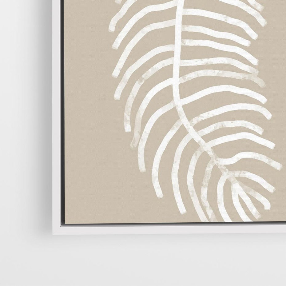 Obraz w ramie 80x80 - Spleciona Harmonia - sztuka nowoczesna, białe i czarne pióro - rama biała