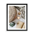 Plakat w ramie 50x70 - Przytulna Kompozycja Lifestyle - kompozycja lifestyle, wiklina - rama czarna
