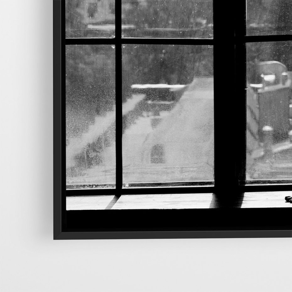 Obraz w ramie 50x70 - Piękno Kobiecej Formy - retro zdjęcie, czarno białe - rama czarna