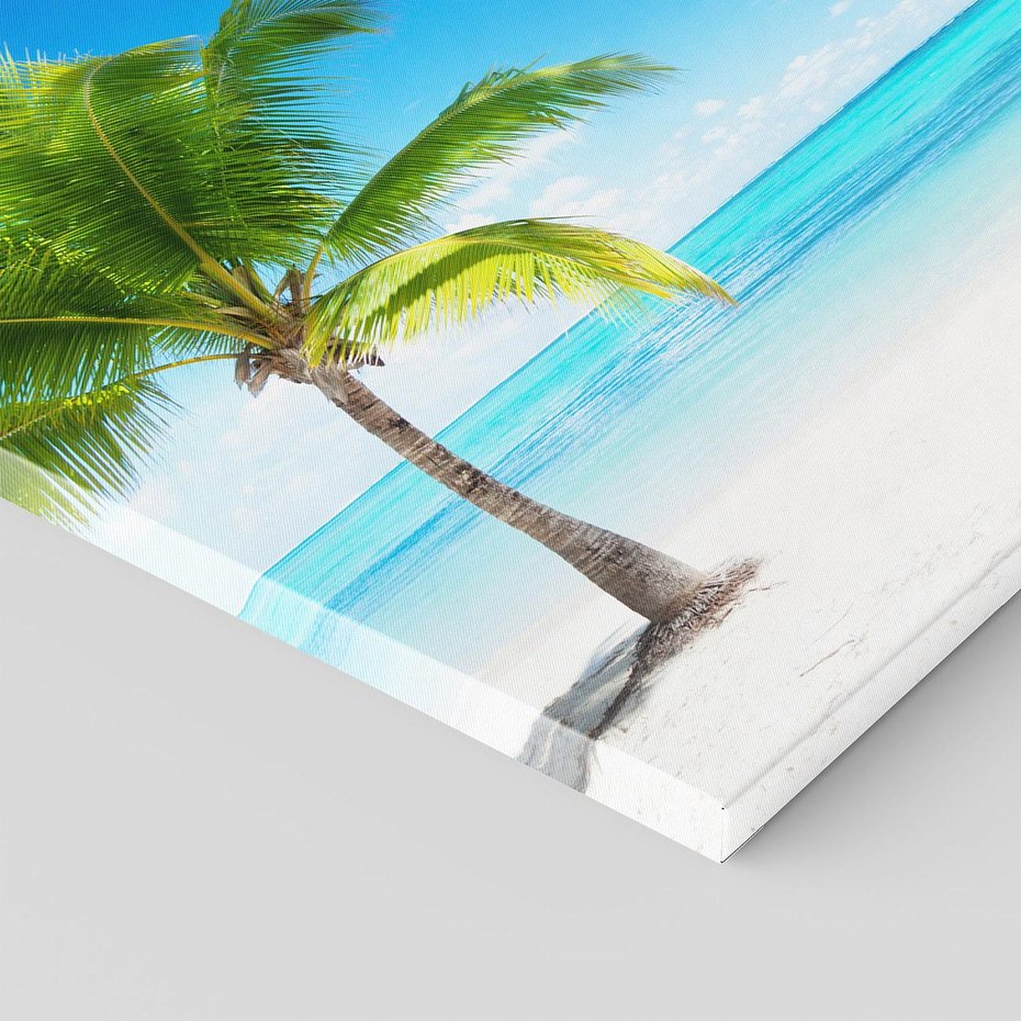 Obraz na płótnie 50x50 - Wakacyjne uniesienie: plaża i palma - plaża, morze