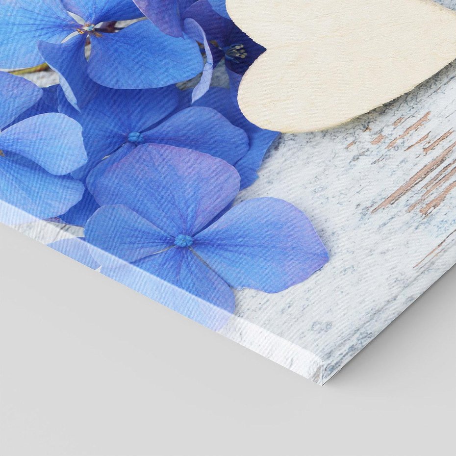 Obraz na płótnie 120x80 - Kwiatowe serce - kwiaty, serce