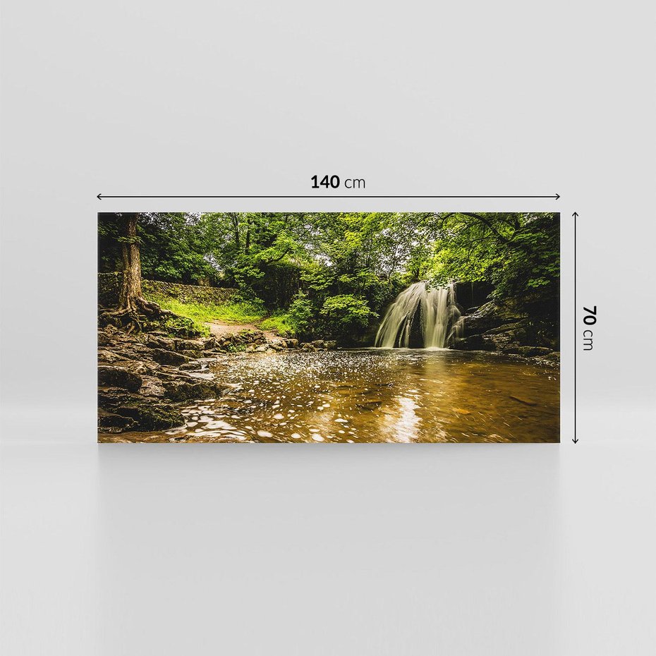 Obraz na płótnie 140x70 - Magia wodospadu w lesie - wodospad, las