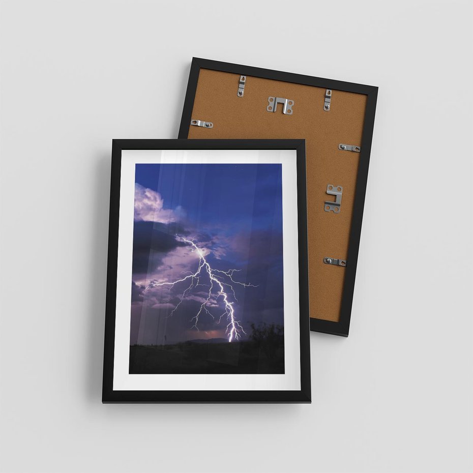 Plakat w ramie 30x40 - Burza z błyskawicami nad horyzontem - burza, błyskawica - rama czarna