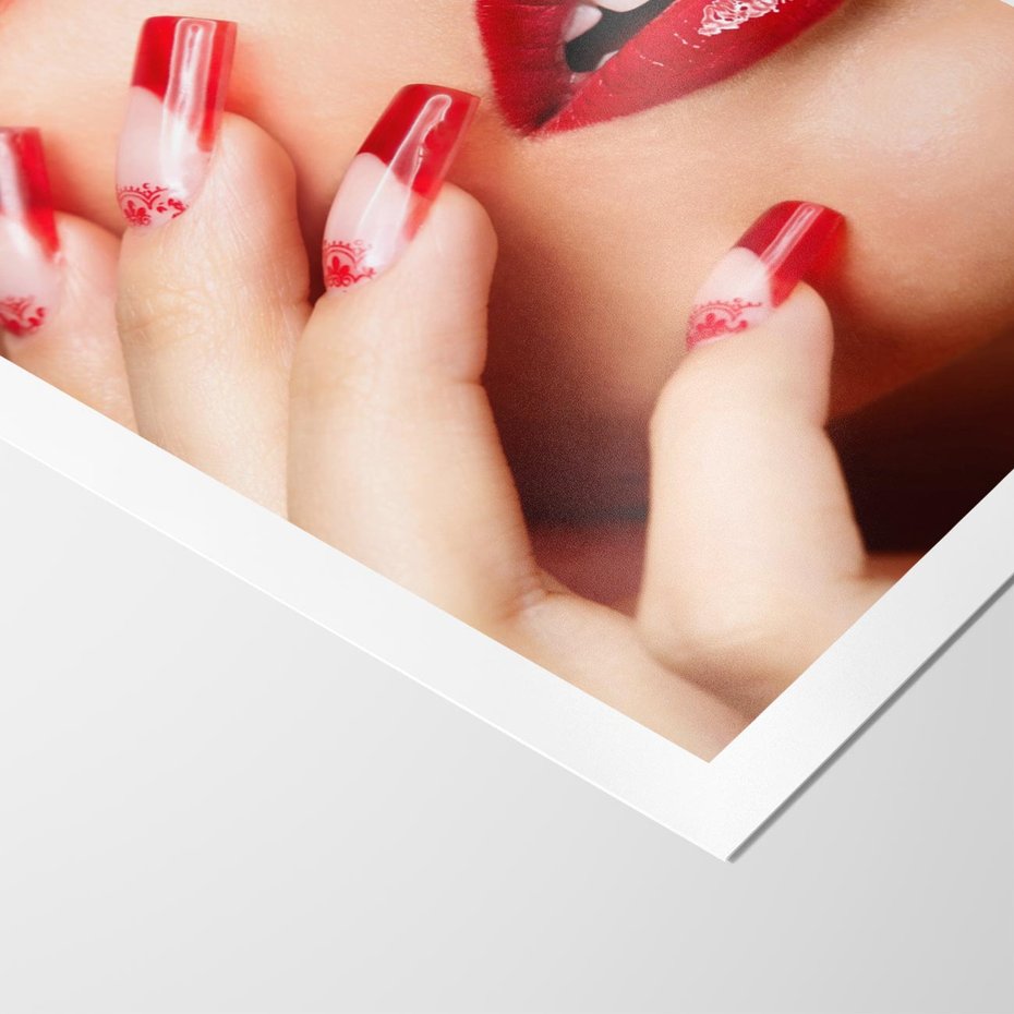 Plakat bez ramy 21x30 - Piękno manicure: kolory i elegancja - paznokcie, manicure