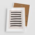 Plakat w ramie 50x70 - Strukturalna Rewolucja Form - minimalizm, czarne pasy - rama biała