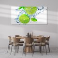 Obraz na płótnie 120x60 - Świeżość limonek w wodzie - limonki, woda