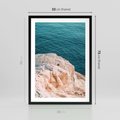 Plakat w ramie 50x70 - Klifowy Horyzont: Brzeg Morza - brzeg morza, klify - rama czarna