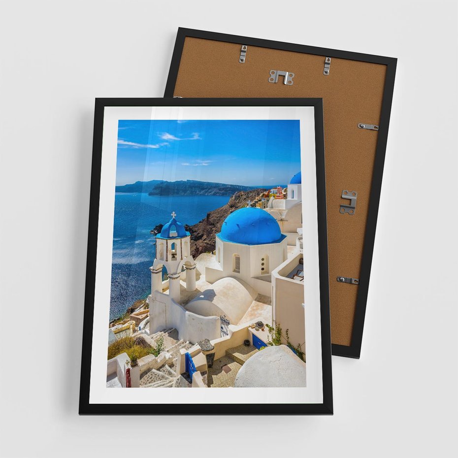 Plakat w ramie 50x70 - Urokliwy widok na Santorini - Santorini, widok - rama czarna