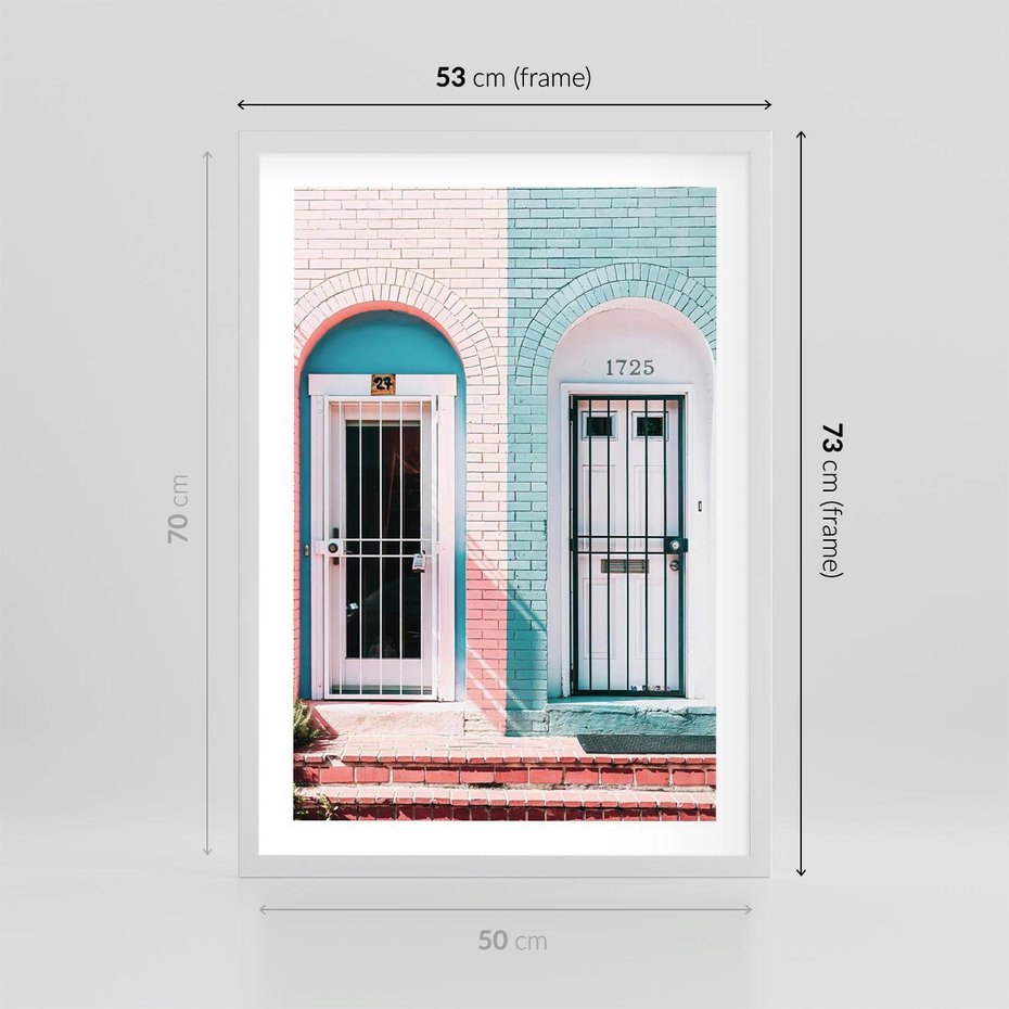 Plakat w ramie 50x70 - Urok Starych Drzwi - stare retro drzwi kamienicy, pastelowe kolory - rama biała